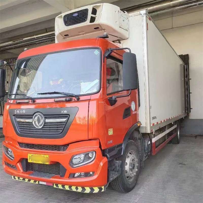 乌坡镇探索多元物流服务：从普货到冷链的运输之旅